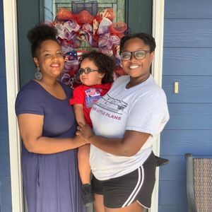 Meet your Posher, Makayla